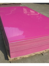Solid color high pressure laminate sheets